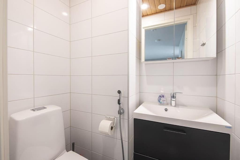 Ydinkeskustassa Saunallinen Huoneisto Kahdessa Tasossa Kuopio Exteriér fotografie